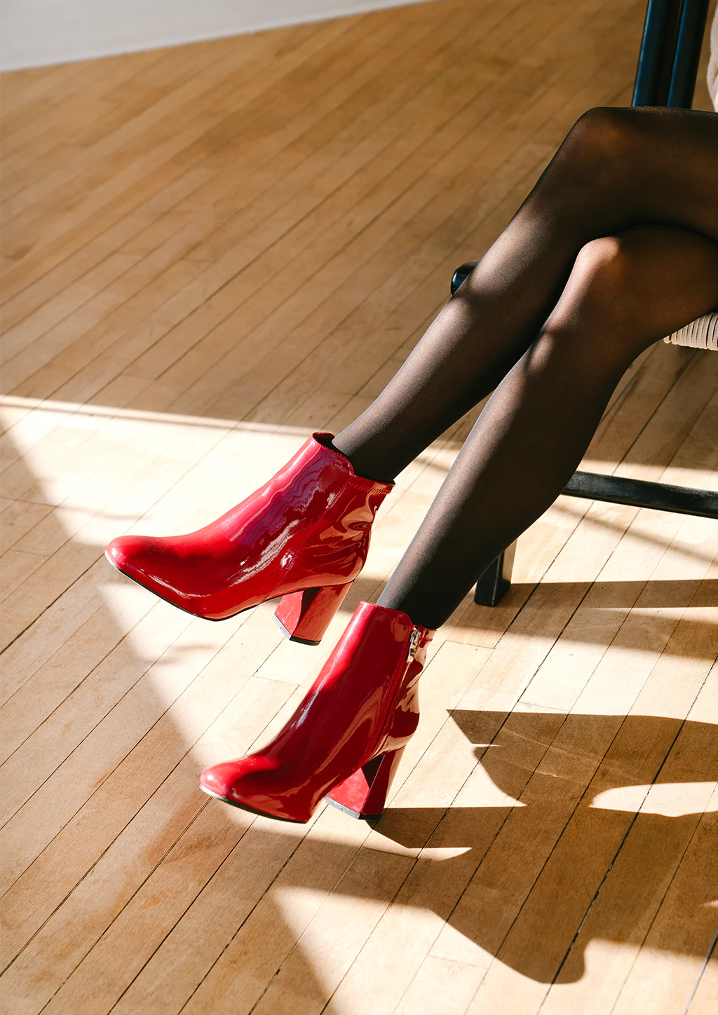 CARLA - RED - Image 5